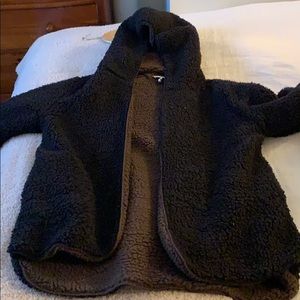 Urban outfitters fuzzy black/brown coat